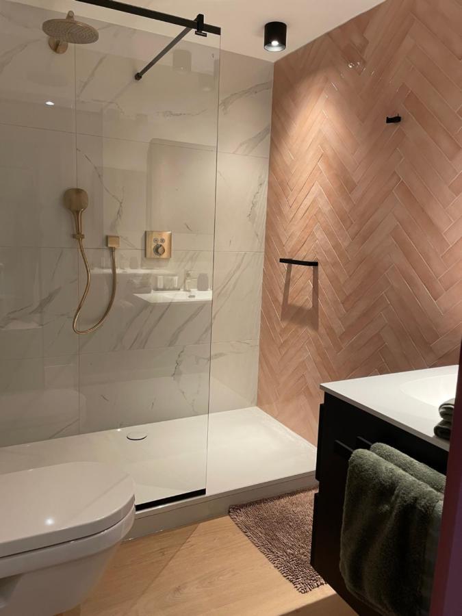 B&B Maris Logies Hasselt Bagian luar foto