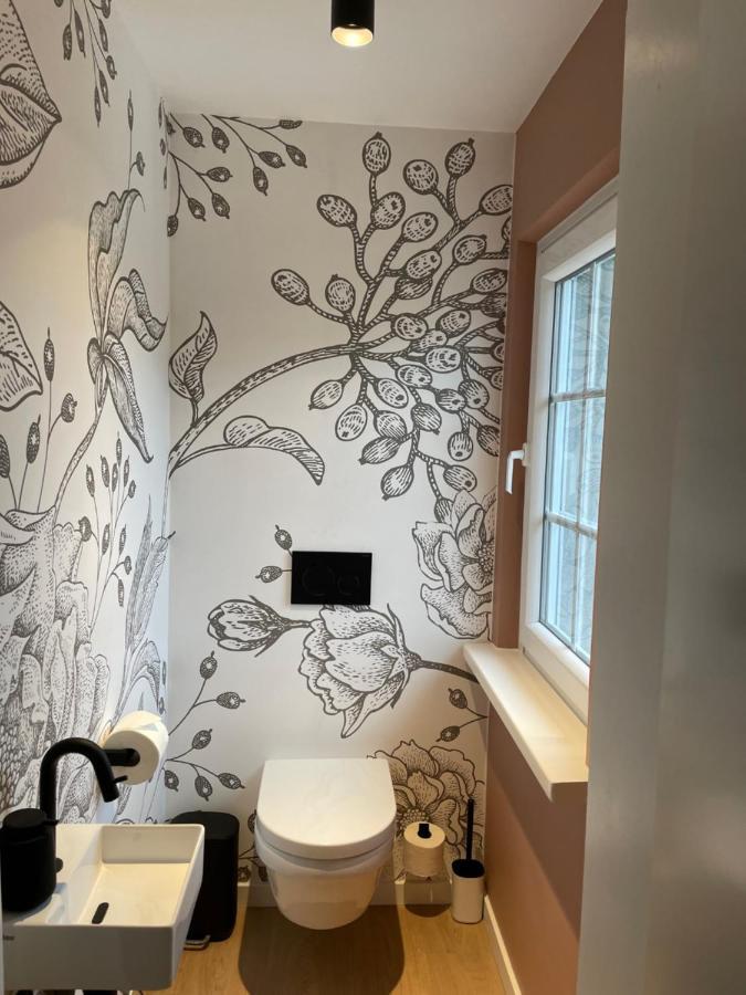 B&B Maris Logies Hasselt Bagian luar foto